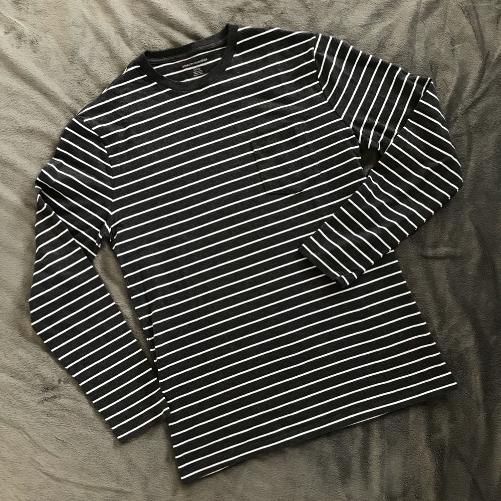 Men’s striped tee